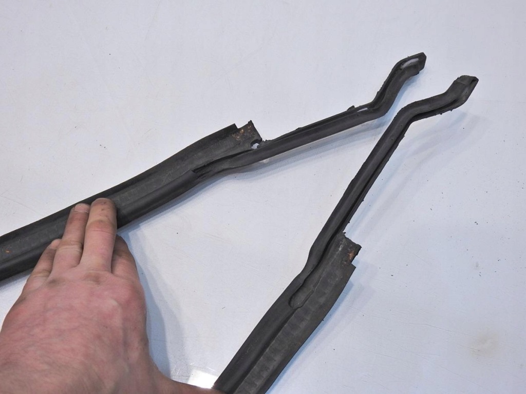 Прокладка стіни перегородки saab 9-5 в Україні