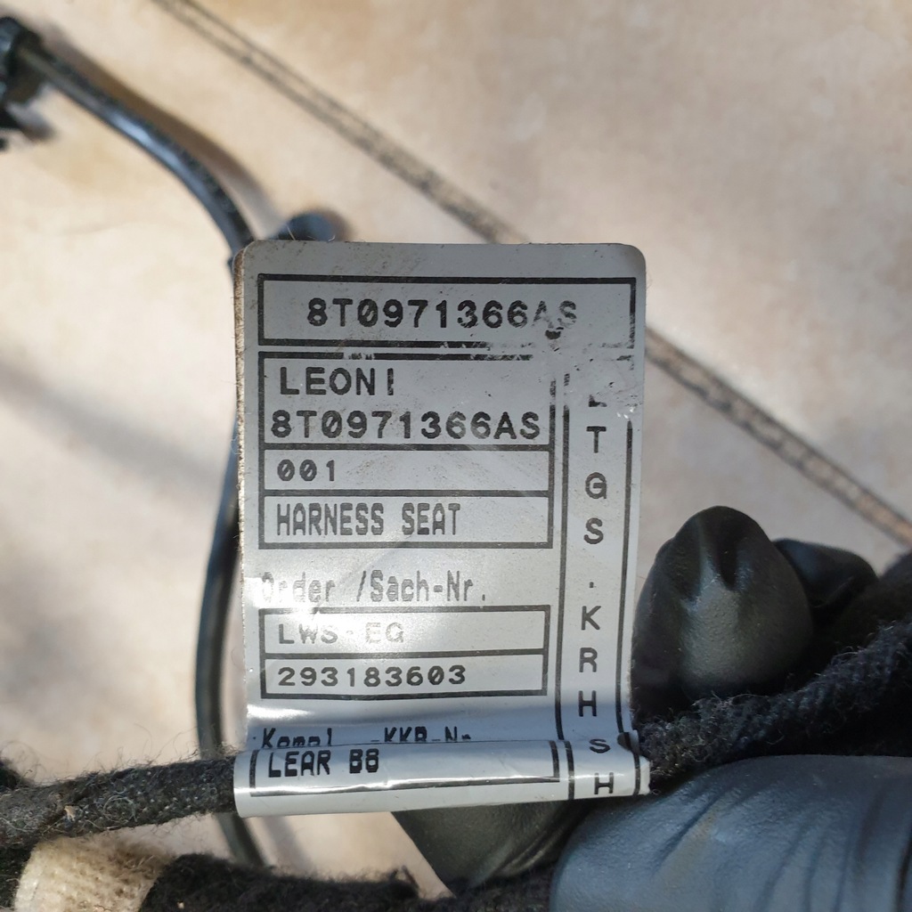 фото №15, Подушка безопасности подушка воздушная спинка сиденье правого audi a5 8f cabrio кожа