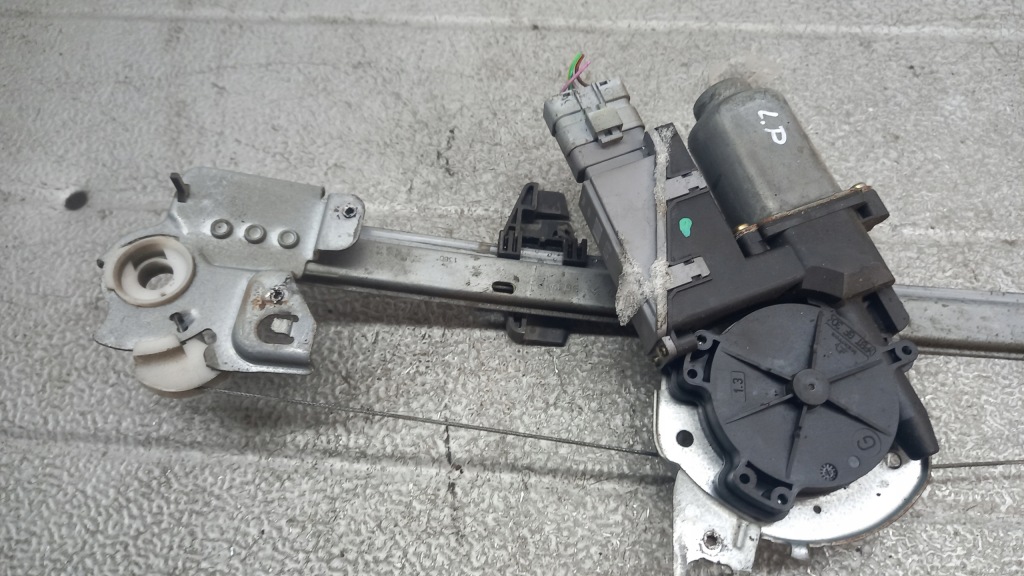 фото №2, Подъемник левый перед citroen c3 02r