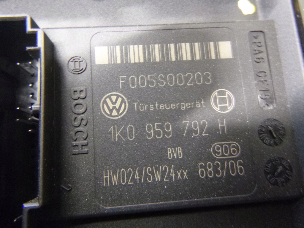 фото №6, Механизм окон перед правый vw touran i 06r.