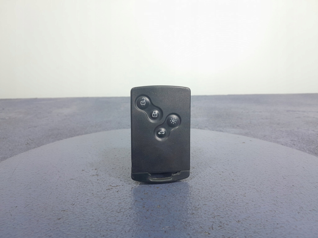 фото №1, Renault megane iii карта pilot s180009