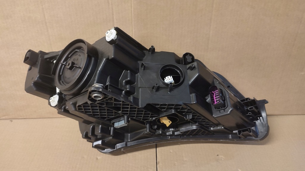 фото №8, Skoda superb iii 3v1 лампа лівий перед ксенон led