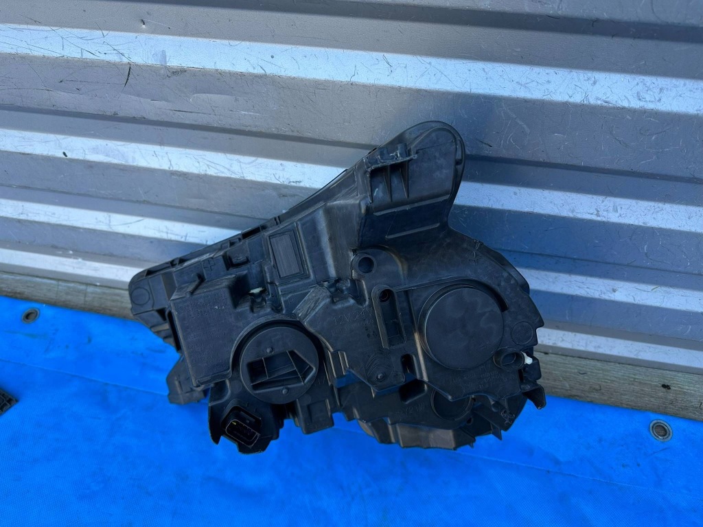 Купити Citroen c4 фара правий led vision правий 9830649280