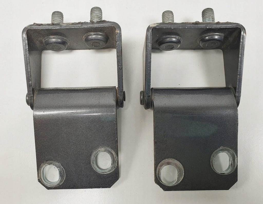 фото №3, Петли крышки volvo v40 i пара