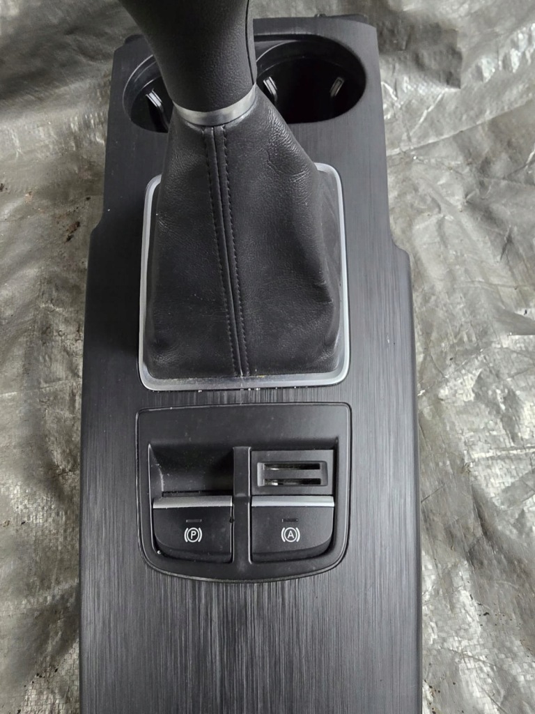 фото №6, Audi a3 8v панель середній 8v1864261