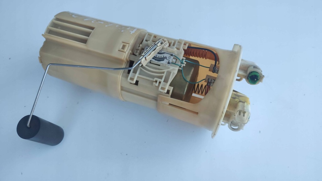 2005 land rover freelander насос топлива 88437265 Оригинал