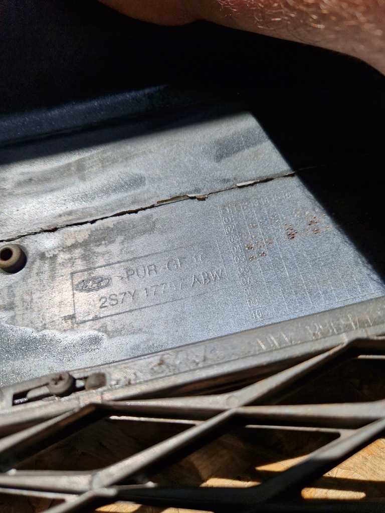 фото №9, Ford mondeo mk3 st220 бампер перед