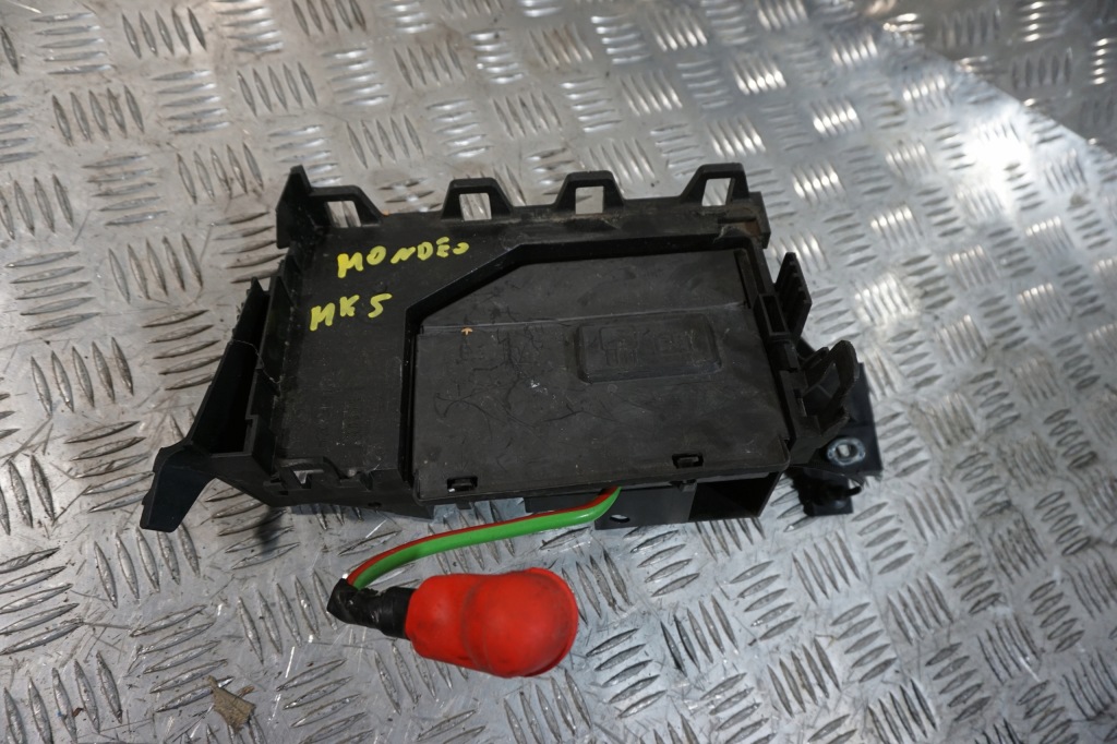 Купити Коробка запобіжників ford mondeo mk5 v 14-