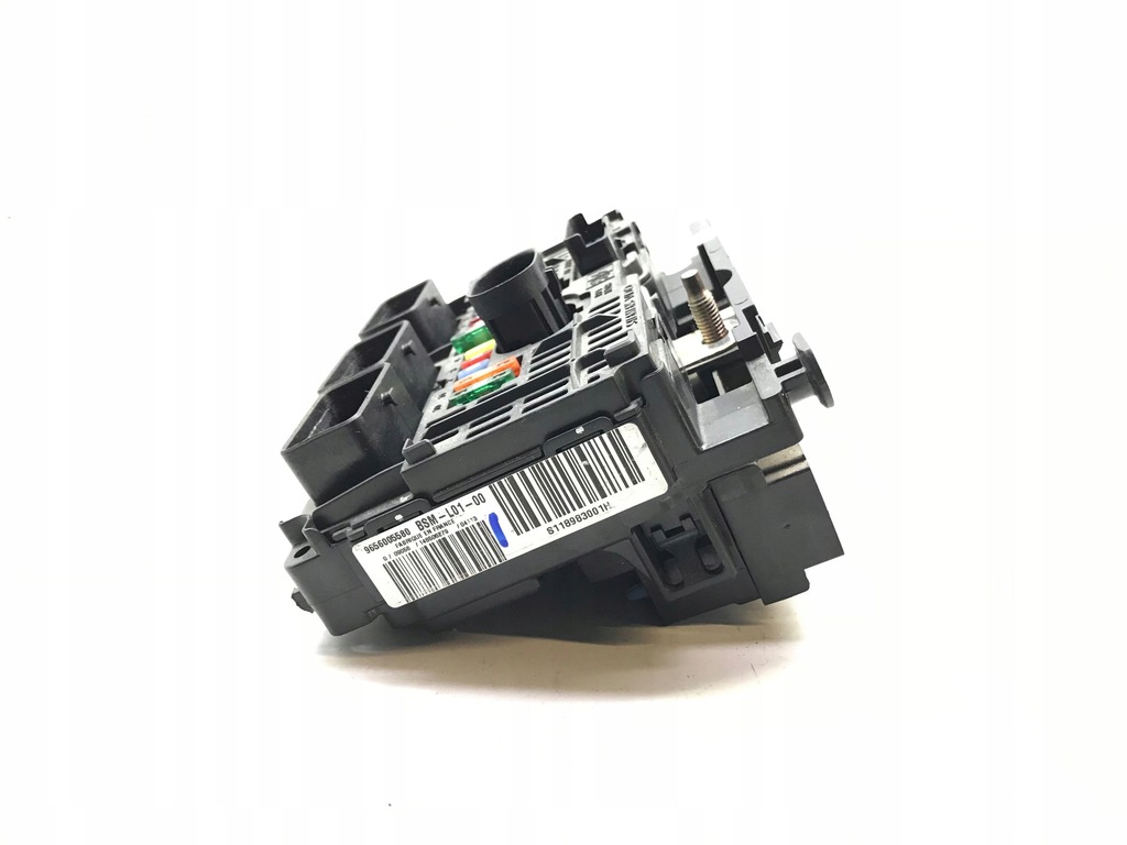 фото №8, Peugeot 407 2005 рамка / модуль предохранителей