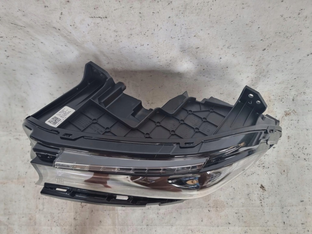 Dodge charger ii рестайлинг  19- лампа левая перед передняя ксенон с Разборки