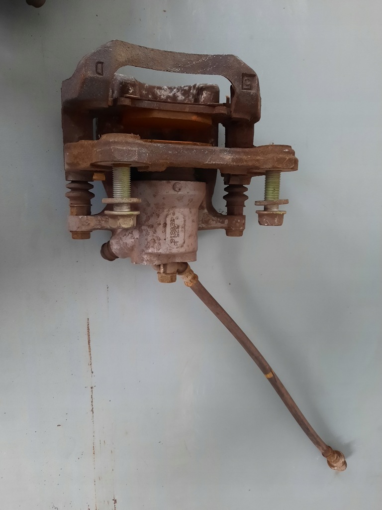 фото №5, Супорт гальмівний t lexus is300h 2017r.