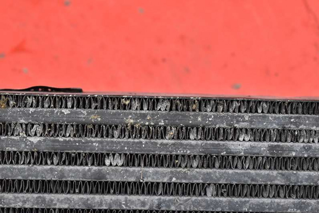 Радиатор интеркулер h9467002 renault laguna 3 3 1.9 dci 131 km 07-11 Недорого