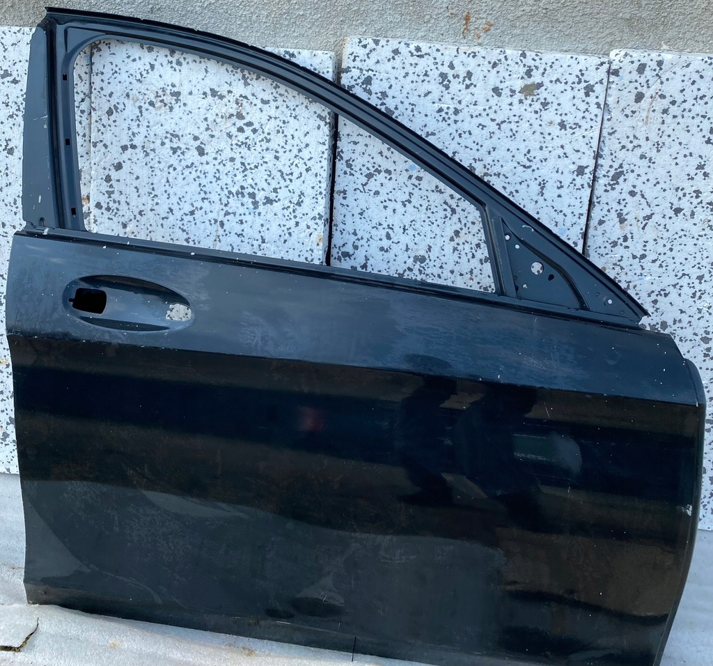 фото №1, Дверь правое mercedes c klasa w205 a2057220210