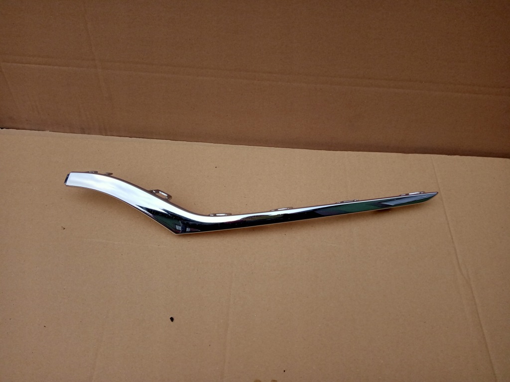 фото №1, Mercedes w243 лівий хром бампера перед a2438853902