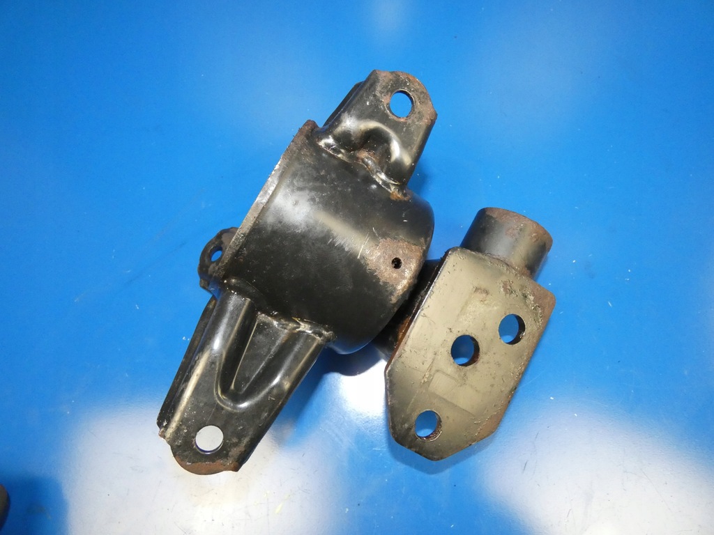 фото №1, Kia sportage iii ix35 1.7 crdi подушка двигуна