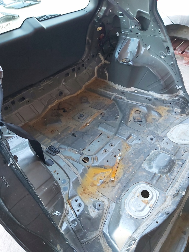 фото №7, Toyota urban cruiser крышка багажника задняя pas задний бампер