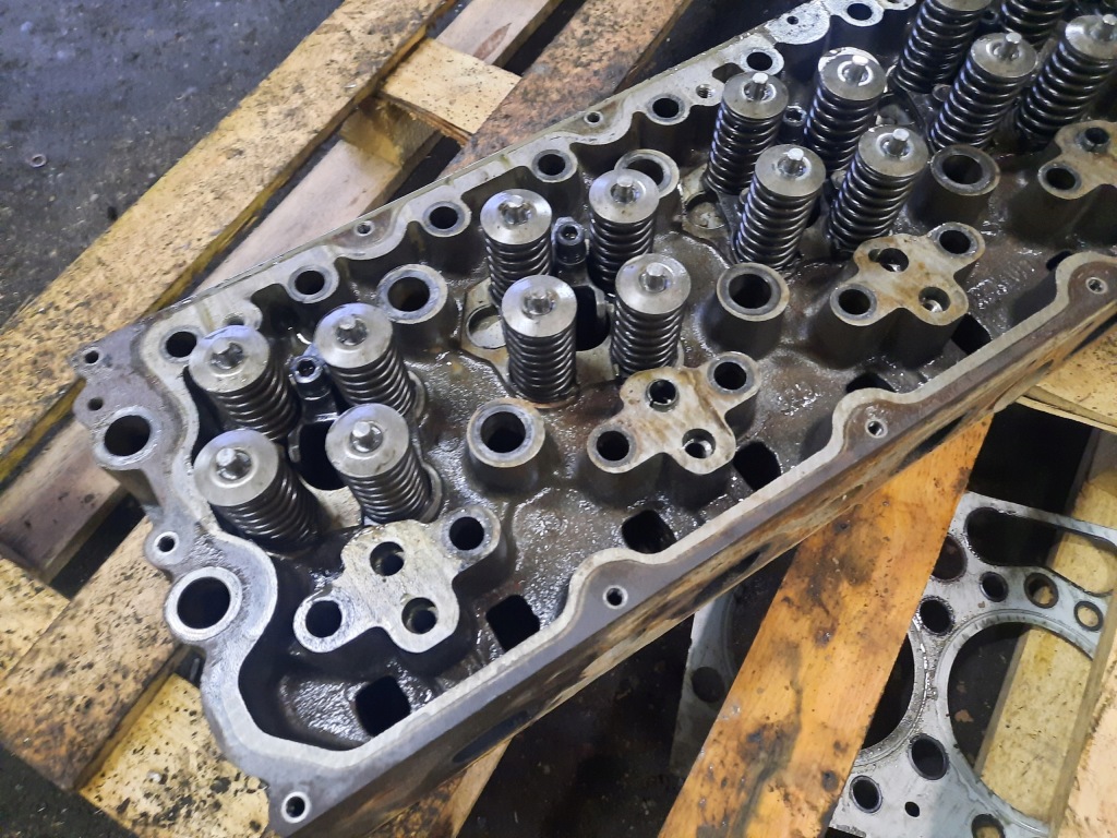 фото №2, Головка двигателя renault premium dci 370 420