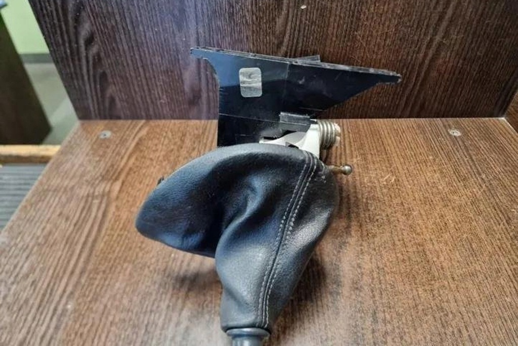 фото №1, Механизм переключения передач renault master ii фургон fd 8200201293 2.95l