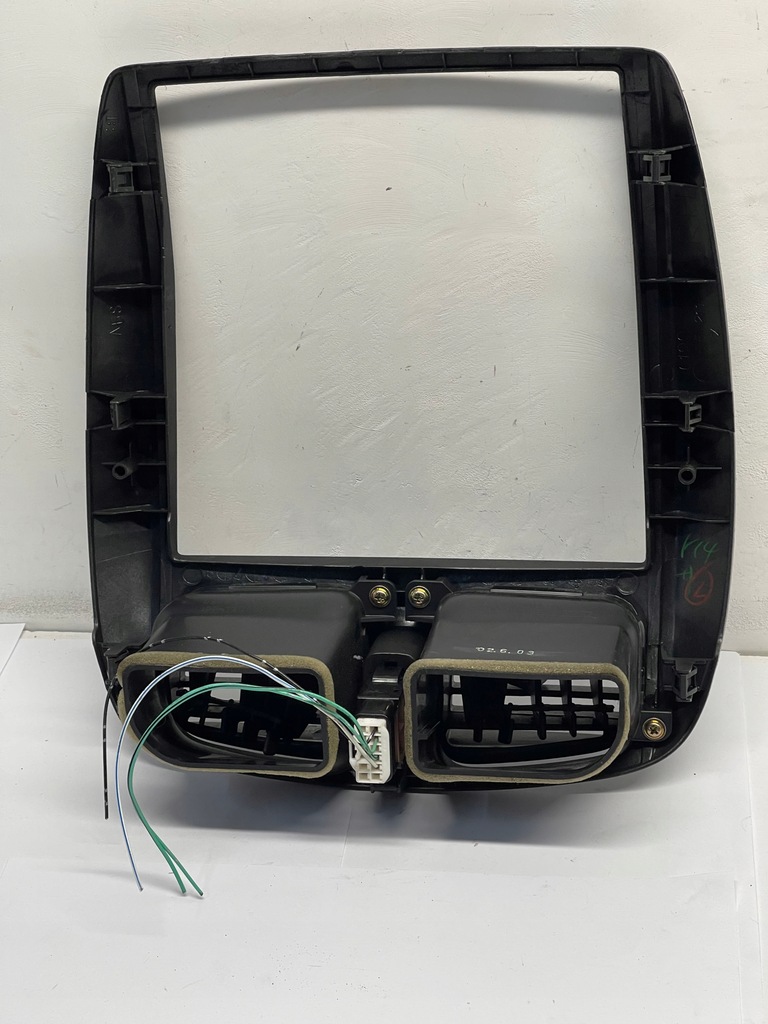 фото №4, Рамка радио mazda premacy c10055211