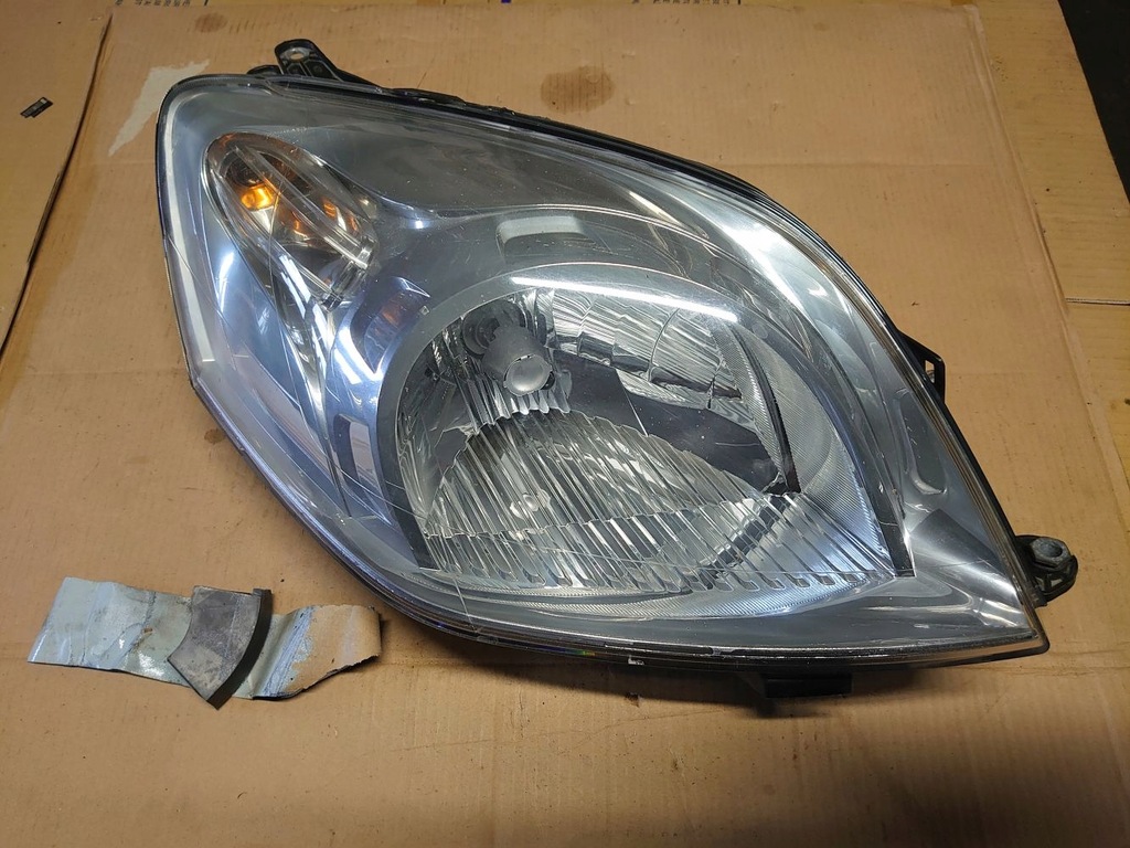фото №1, Лампа фара правая перед fiat fiorino qubo