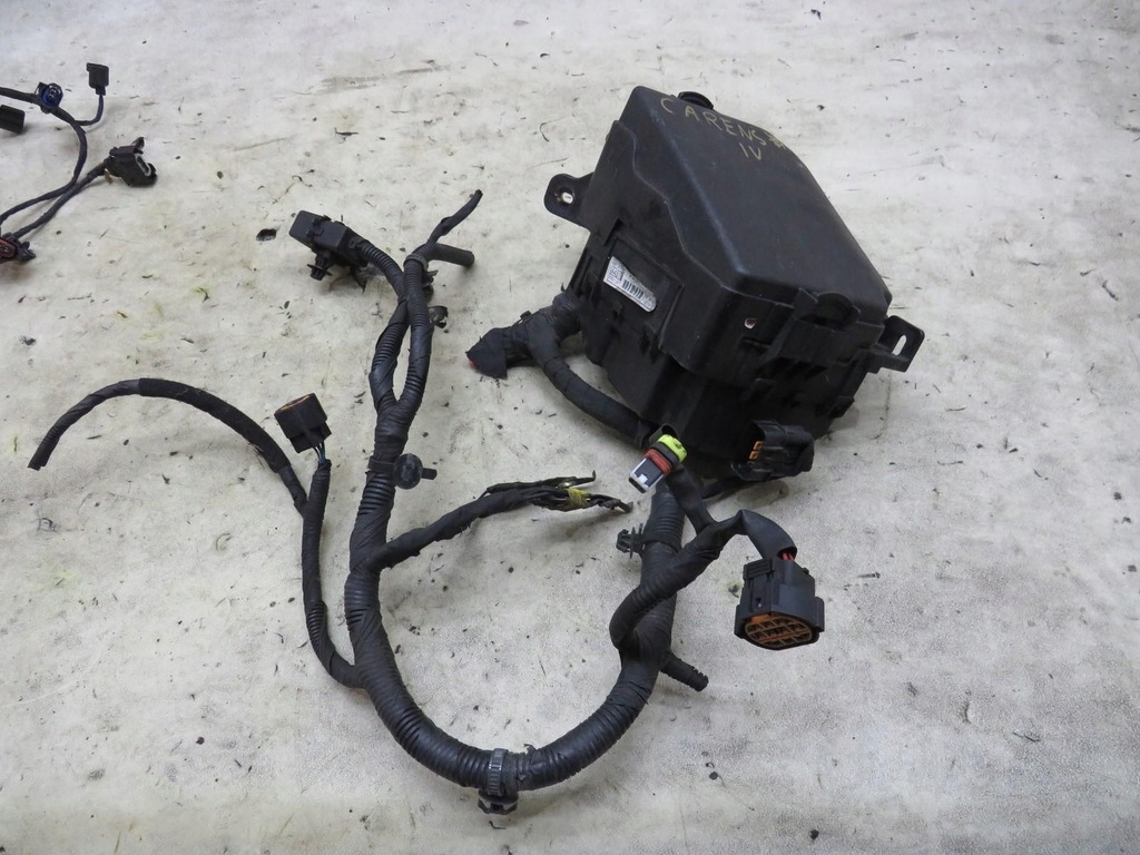 фото №1, Коробка предохранителей kia carens iv 91280-a4310