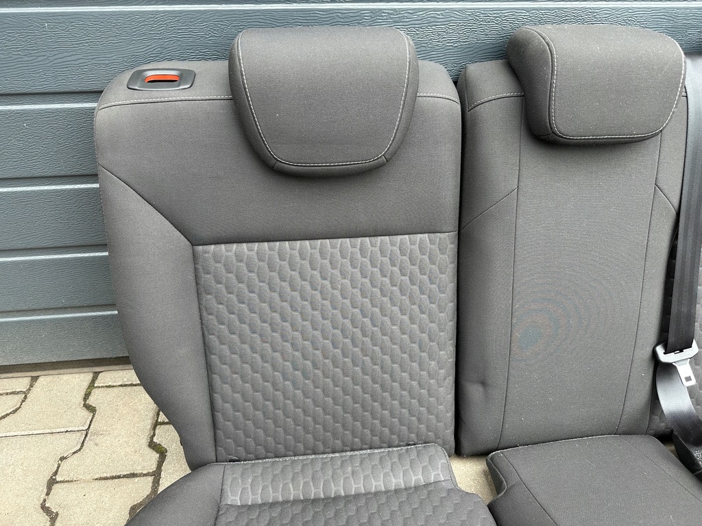 фото №7, Ford focus mk3 kombi заднее сиденье сиденья задние крепления