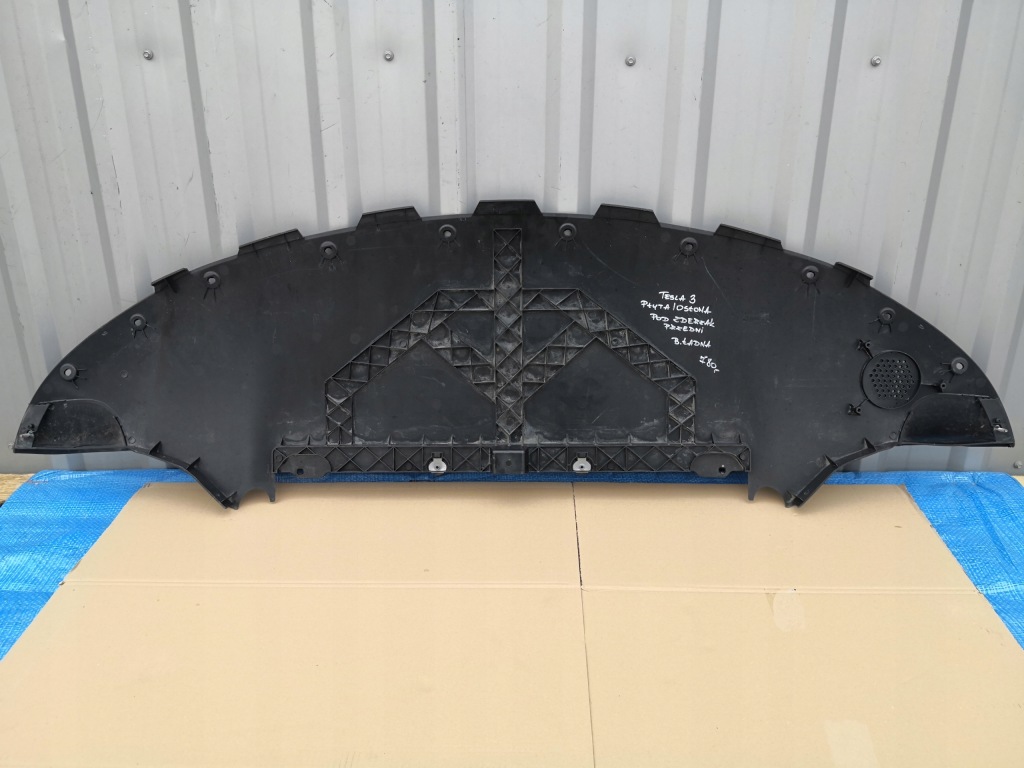 Tesla 3 плита защита под бампер перед передний Киев