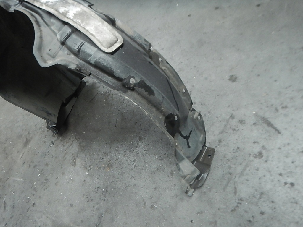 фото №8, Підкрилок правий перед toyota prius plus lift