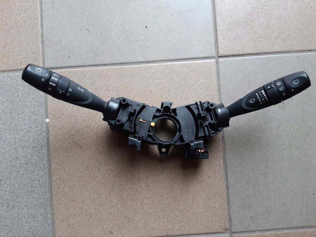 фото №1, Hyundai i10 iii 2019-22 перемикач комбінований