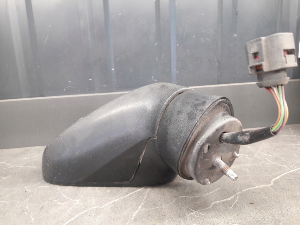 E1010852 дзеркало праве  seat leon 2 7pin Доставка