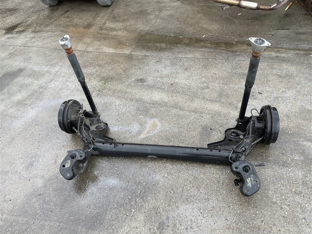 фото №5, Балка oś подвеска задняя ford b-max 12-18r.