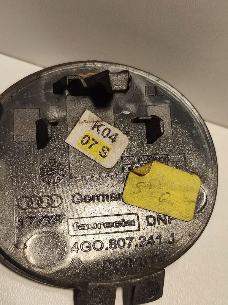 фото №3, Audi a6 c7 заглушка фаркоп задня 4g0807241j