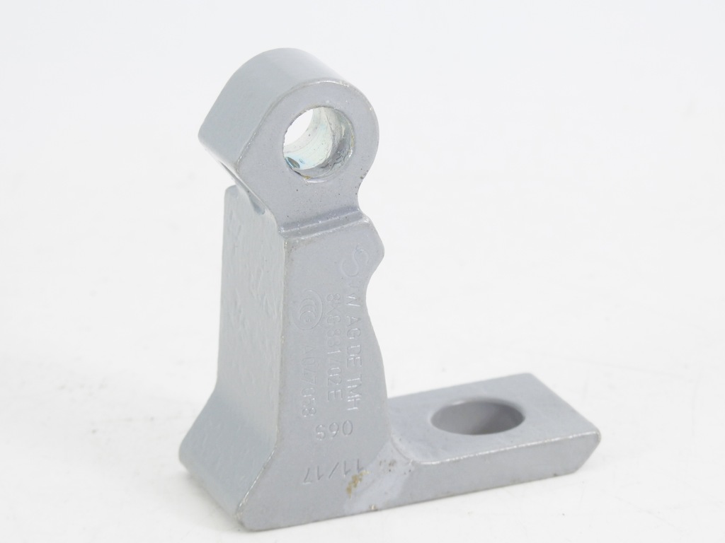 фото №1, Петля дверь правых audi a4 b8 8k0831402e oryg