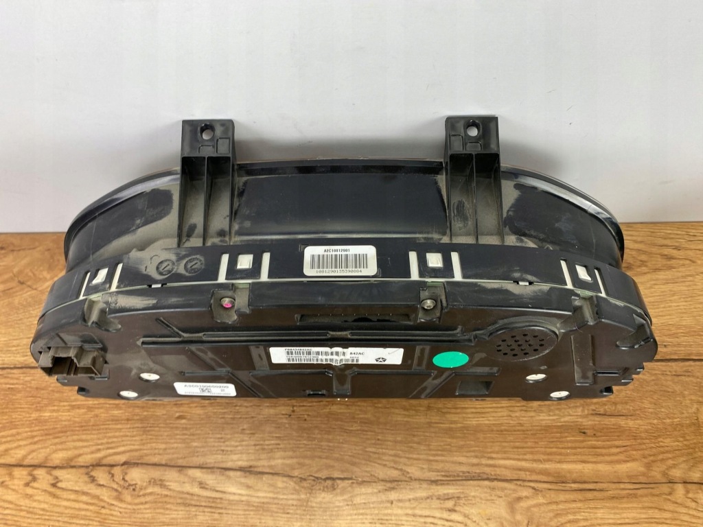 Лічильник приладова панель dodge ram 1500 2019+ usa Зі Шроту