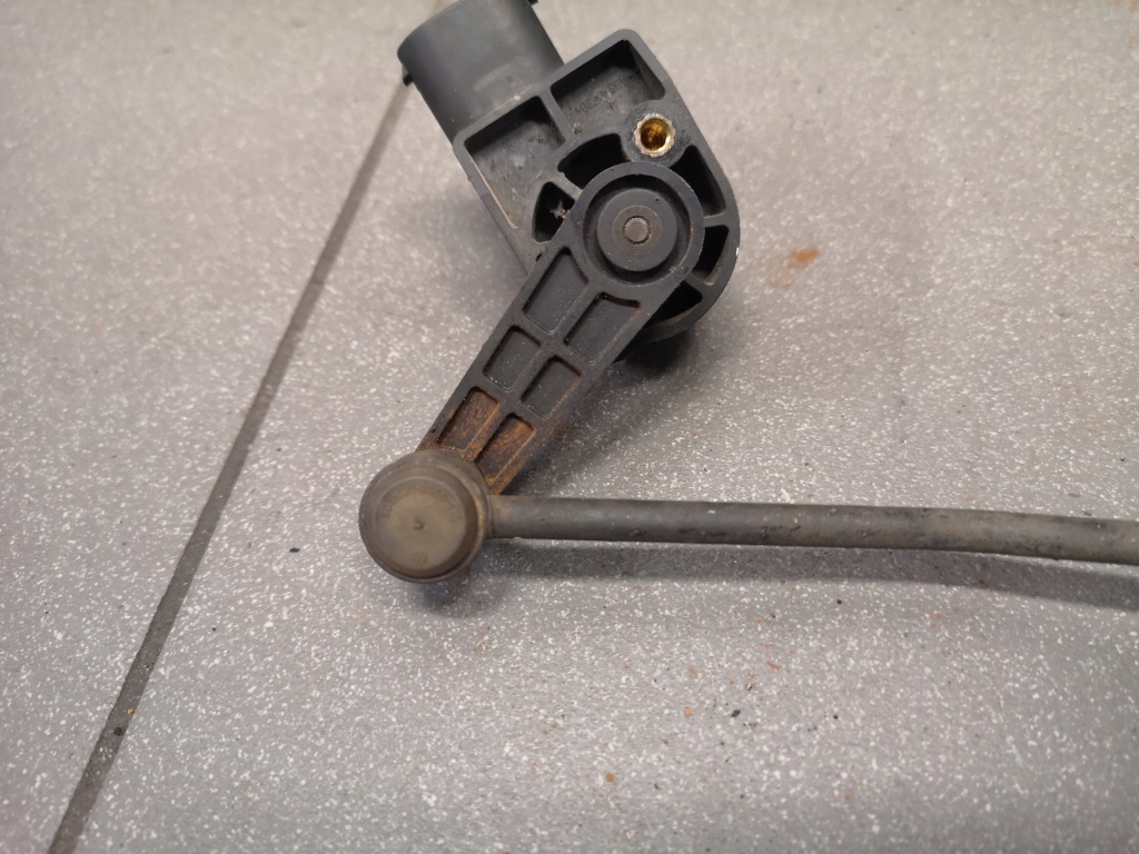 Датчик выравнивание света ксенон левая перед audi a8 d3 4e0941285e Цена