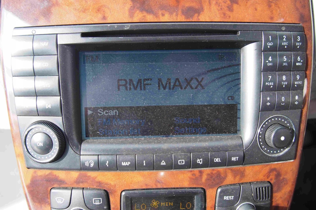 Comand навігація радіо mercedes a2208205889 cl w215 рестайлінг  європа Зі Шроту