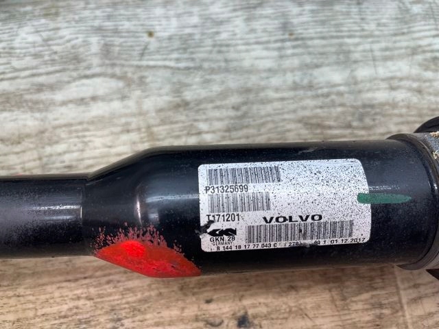 фото №2, Volvo v60 приводной вал левая автоматическая коробка передач 31325699