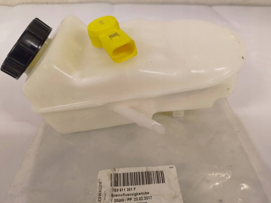фото №7, Vw t6 t5 multivan бачок жидкость тормозной 7e0611303d 7e0611301f