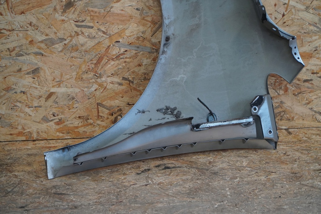 фото №7, Крыло кронштейн передние правый перед vw caddy iii 3 2k la7w 10- оригинал
