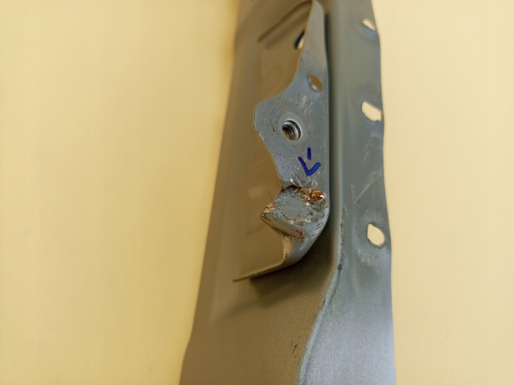 фото №11, Toyota highlander 2019- з'єднувач поперечина передній панель фари правий