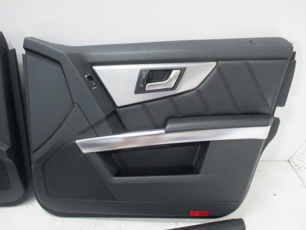 фото №5, Обивка дверь mercedes glk перед передняя