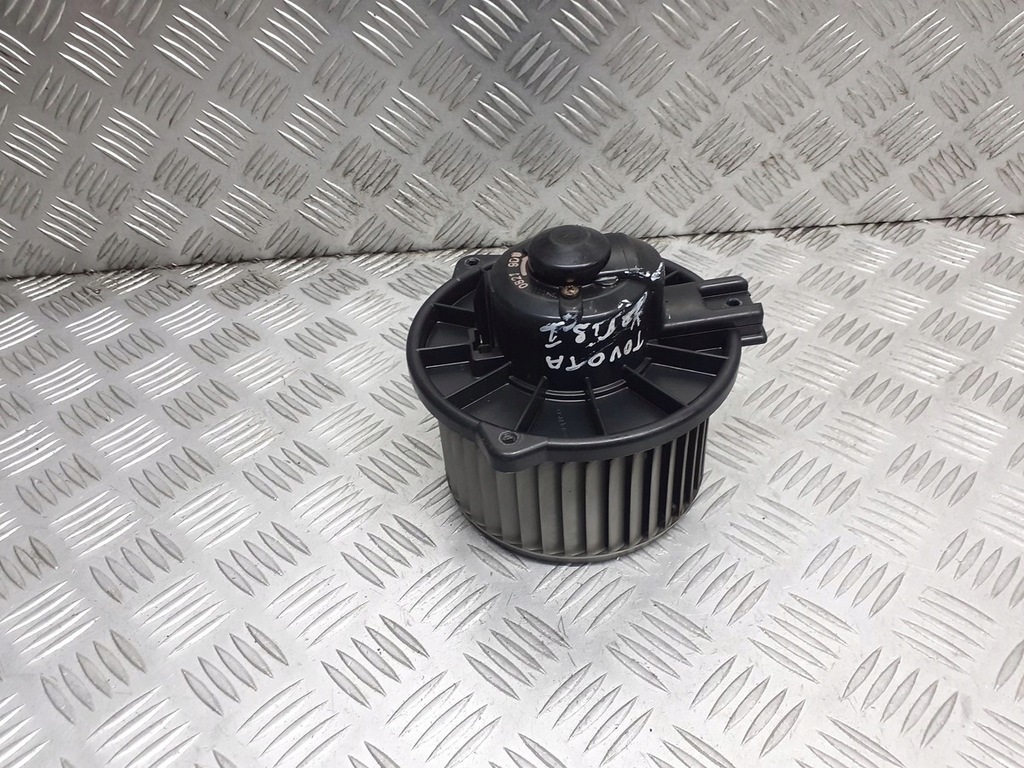 фото №1, Вентилятор обдув toyota yaris i