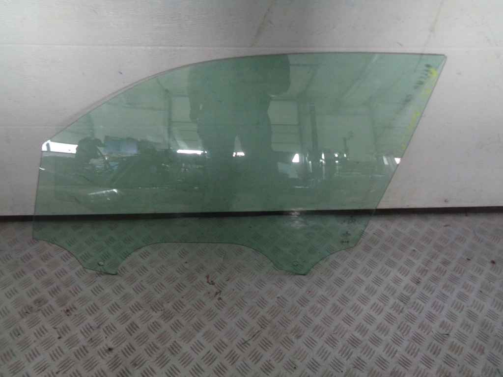 фото №1, Vw atlas cross стекло дверь левая перед передняя