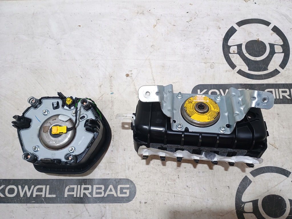 фото №12, Renault megane 5 v приборная панель консоль подушка безопасности подушки безопасности ремни