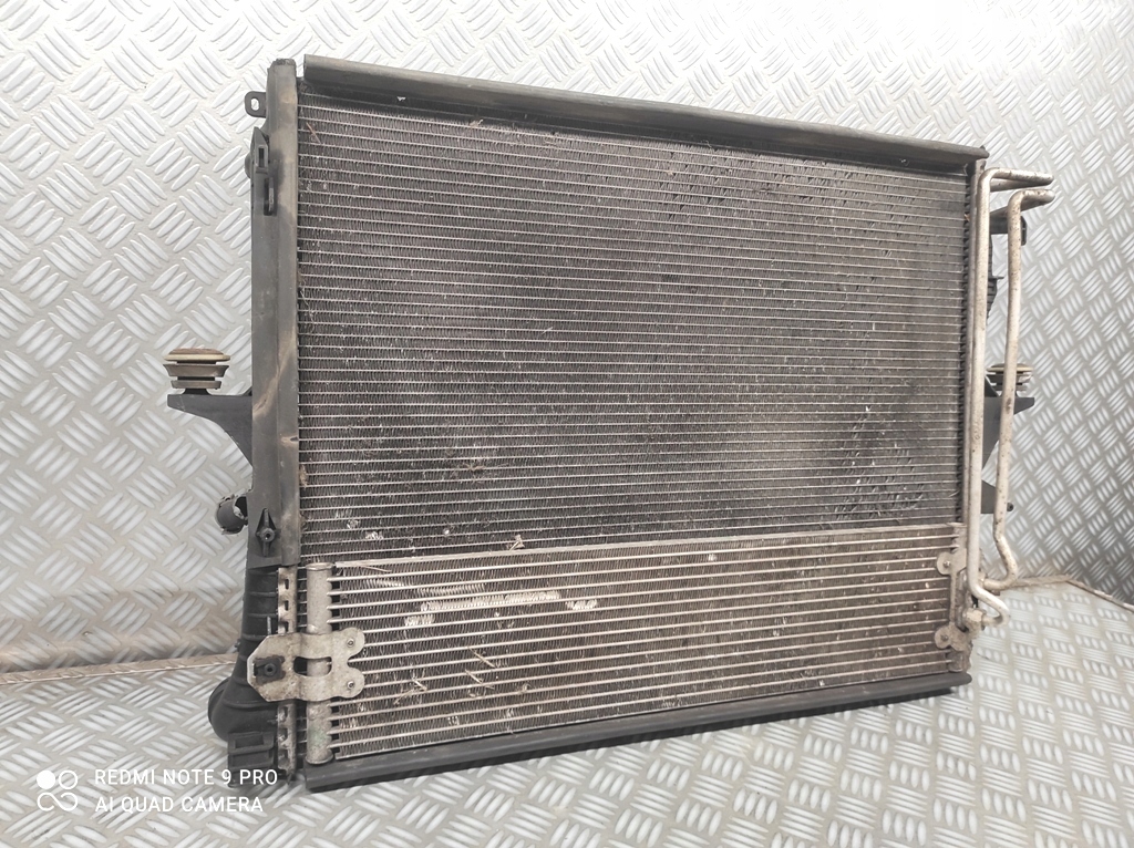 Радіатор води 7l6121253b audi q7 4l vw touareg porche cayenne 3.0 tdi Недорого