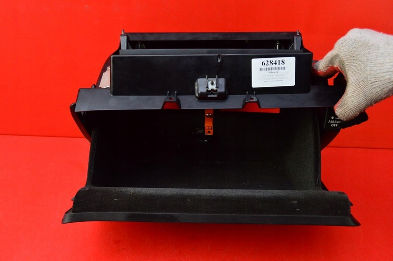 фото №6, Бардачок пасажира eu 3c1837101 vw passat b6 05-10