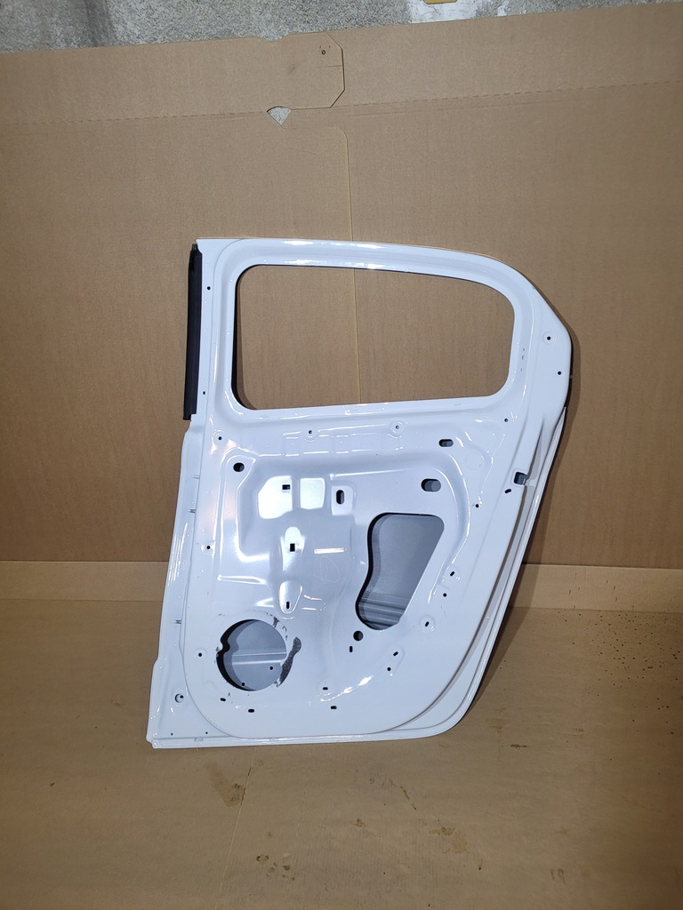 фото №9, Renault twingo 3 iii 14r-- двері праве задні задня