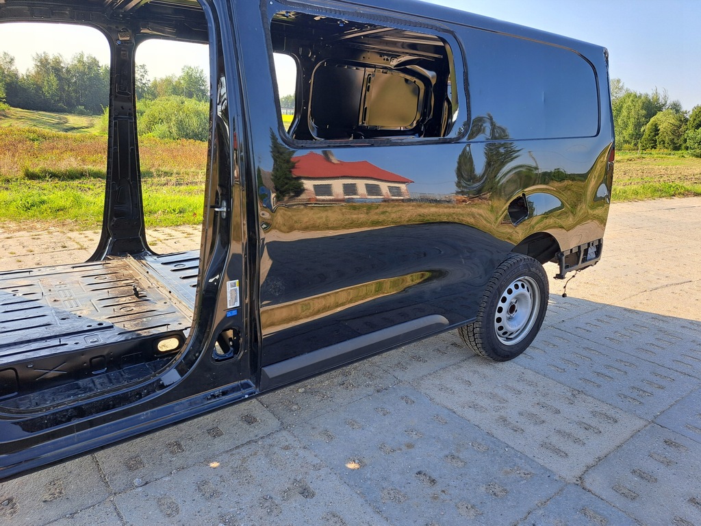 фото №3, Opel vivaro 2023 r 2.0 cdti pas задний пол
