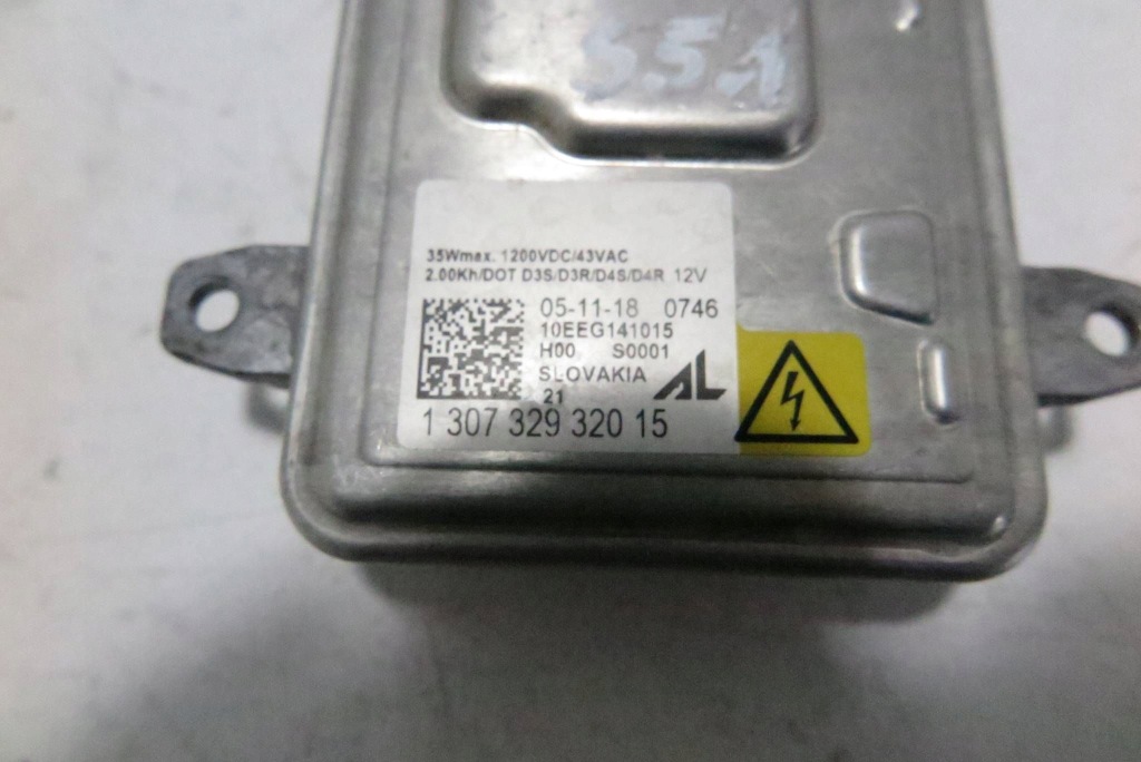 Перетворювач модуль ксенон w фара alfa romeo stelvio levante 130732932015 Недорого