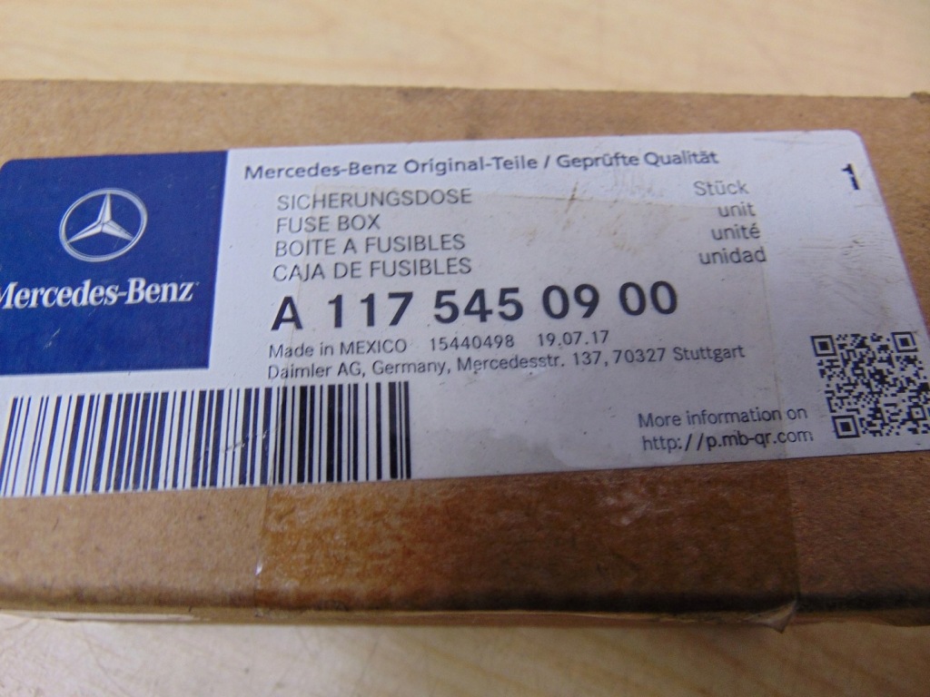 Запобіжник коробка mercedes a1175450900 Зі Шроту